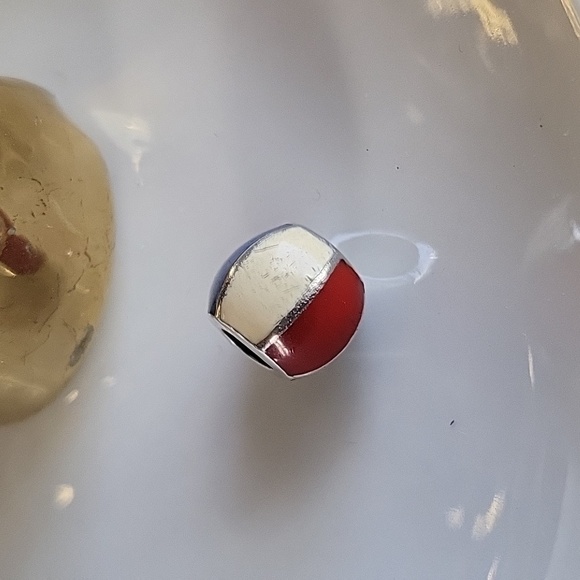 Pandora  beach ball - Picture 6 of 6